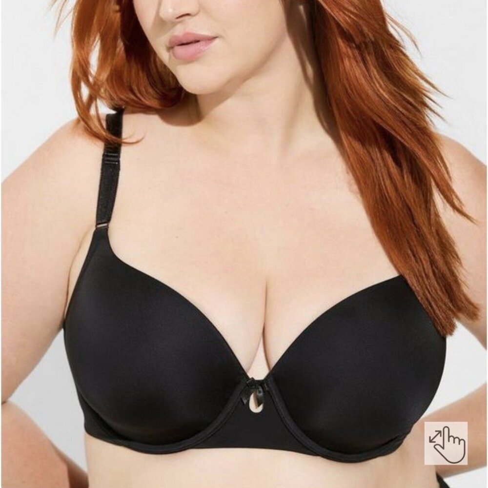Torrid Navy T-shirt lightly lined back smoothing bra 40G